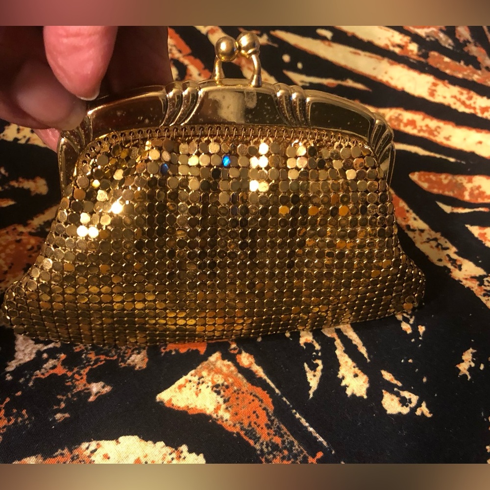 Vintage Whiting & Davis Mini Gold Tone Mesh Coin Purse 3x2.5